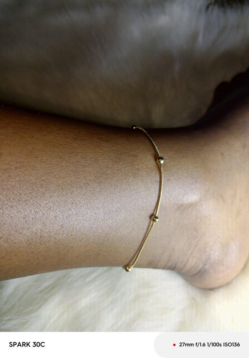 Chaîne de cheville couleur or