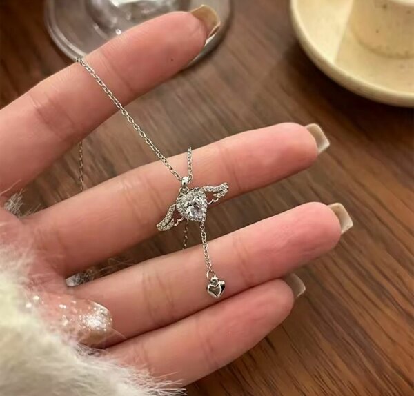 Zircon Pendant