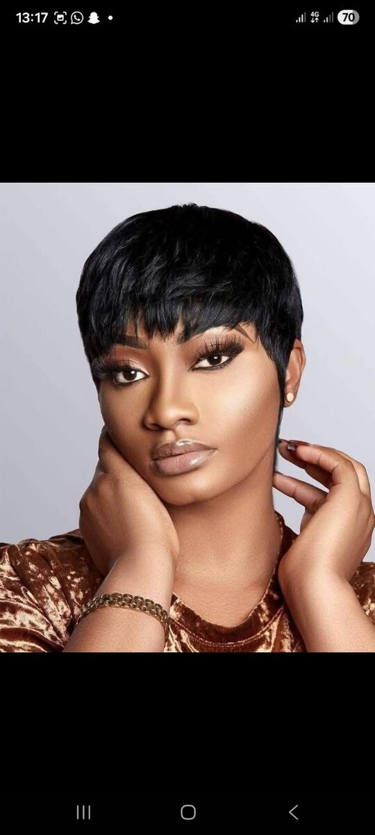 Perruque courte élégante