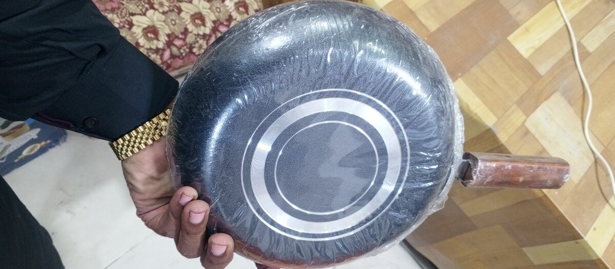 Fry pan
