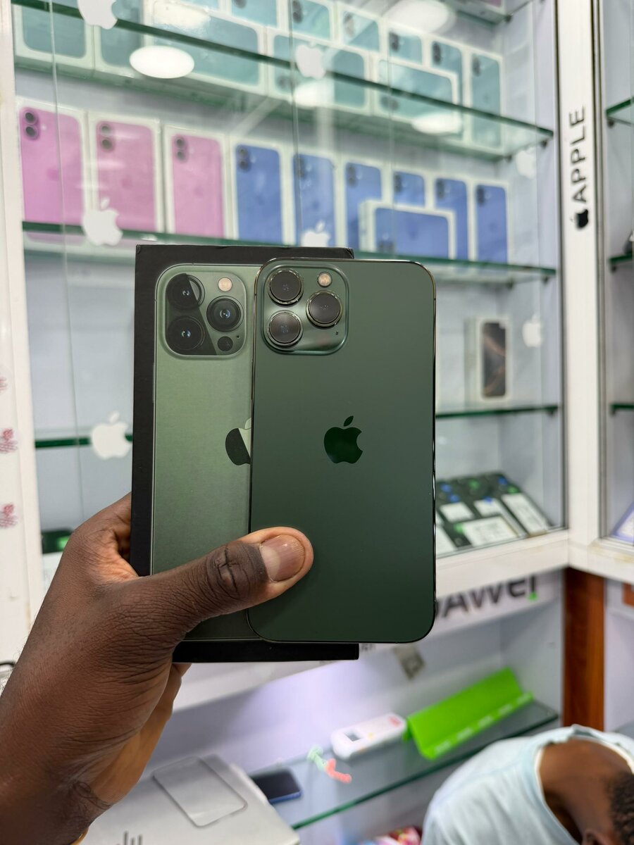 13 pro max 128 Go message batt