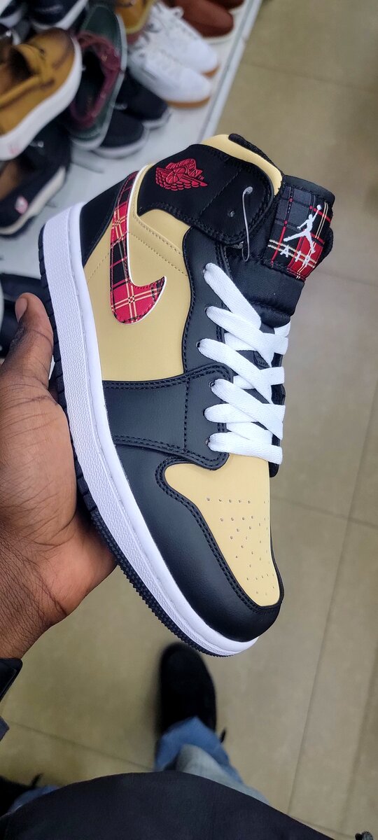 JORDAN 1 HIGH CUT