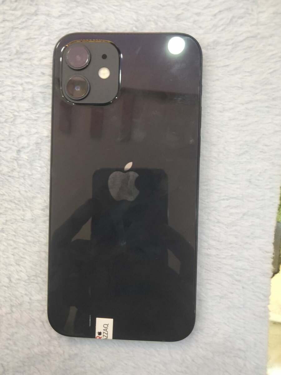 Iphone 12  100% battery health