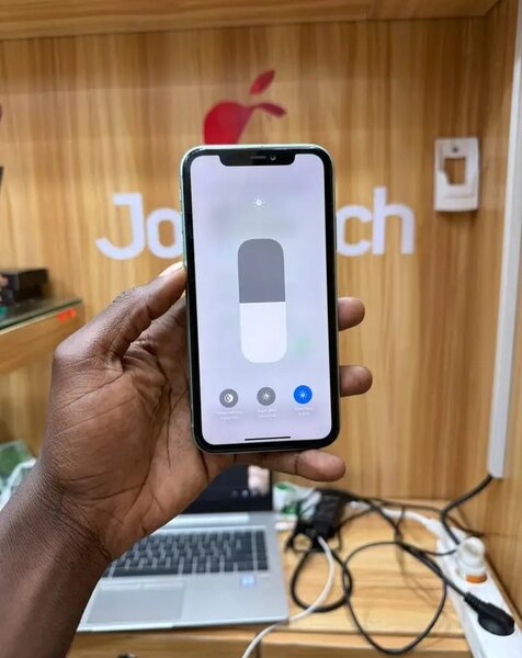 iPhone 11 vert - 128 Go