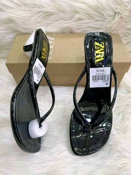 Mules à talon Zara