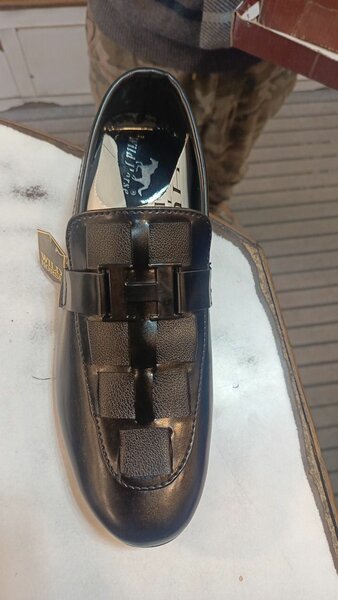 Cosmic shoes