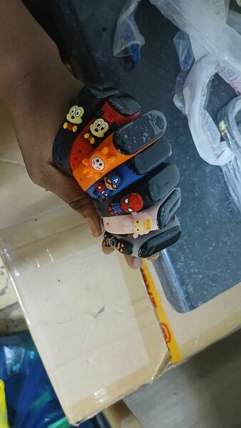 CHILDREN SMART WATCHES