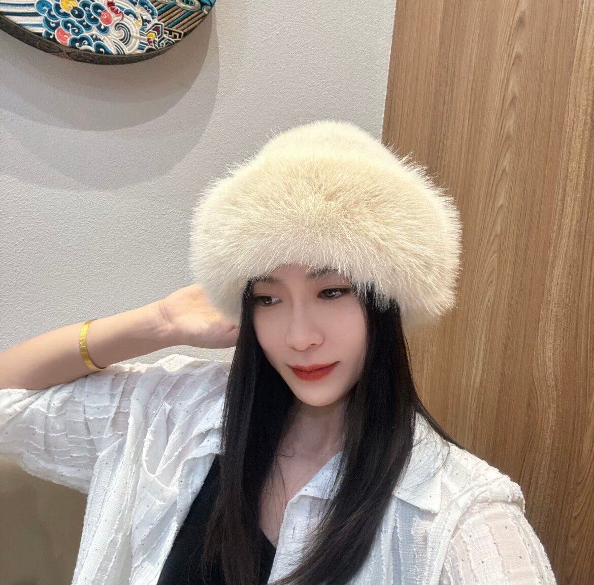 Chapeau en fausse fourrure élégant