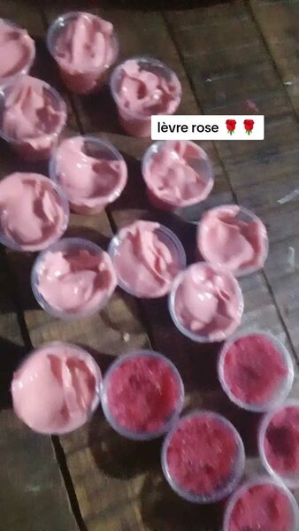 Produit de lèvre rose  résulta