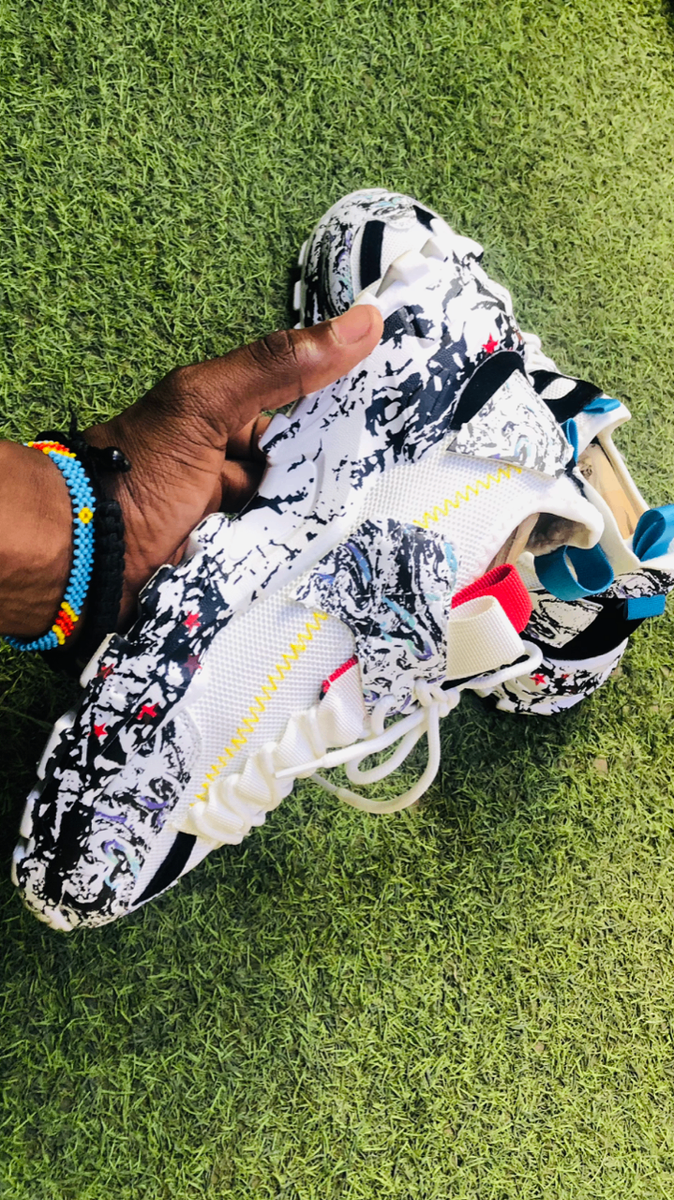 Sneakers