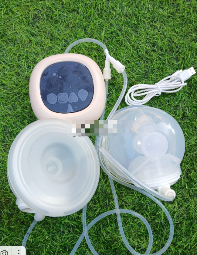 Breast pump