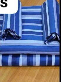 Beautiful 2 bedsheets and 2 pillow cases multicolor