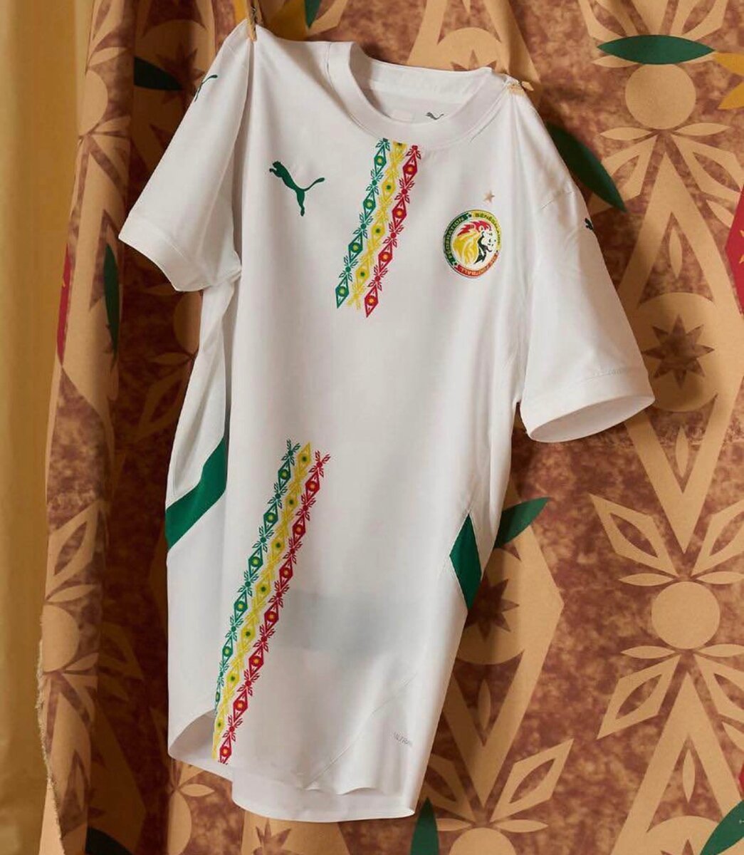 Maillots de Football Équipe Nationale