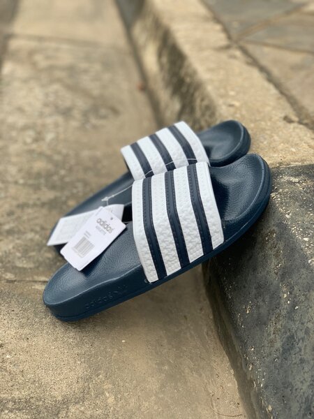 Adidas ADILETTE