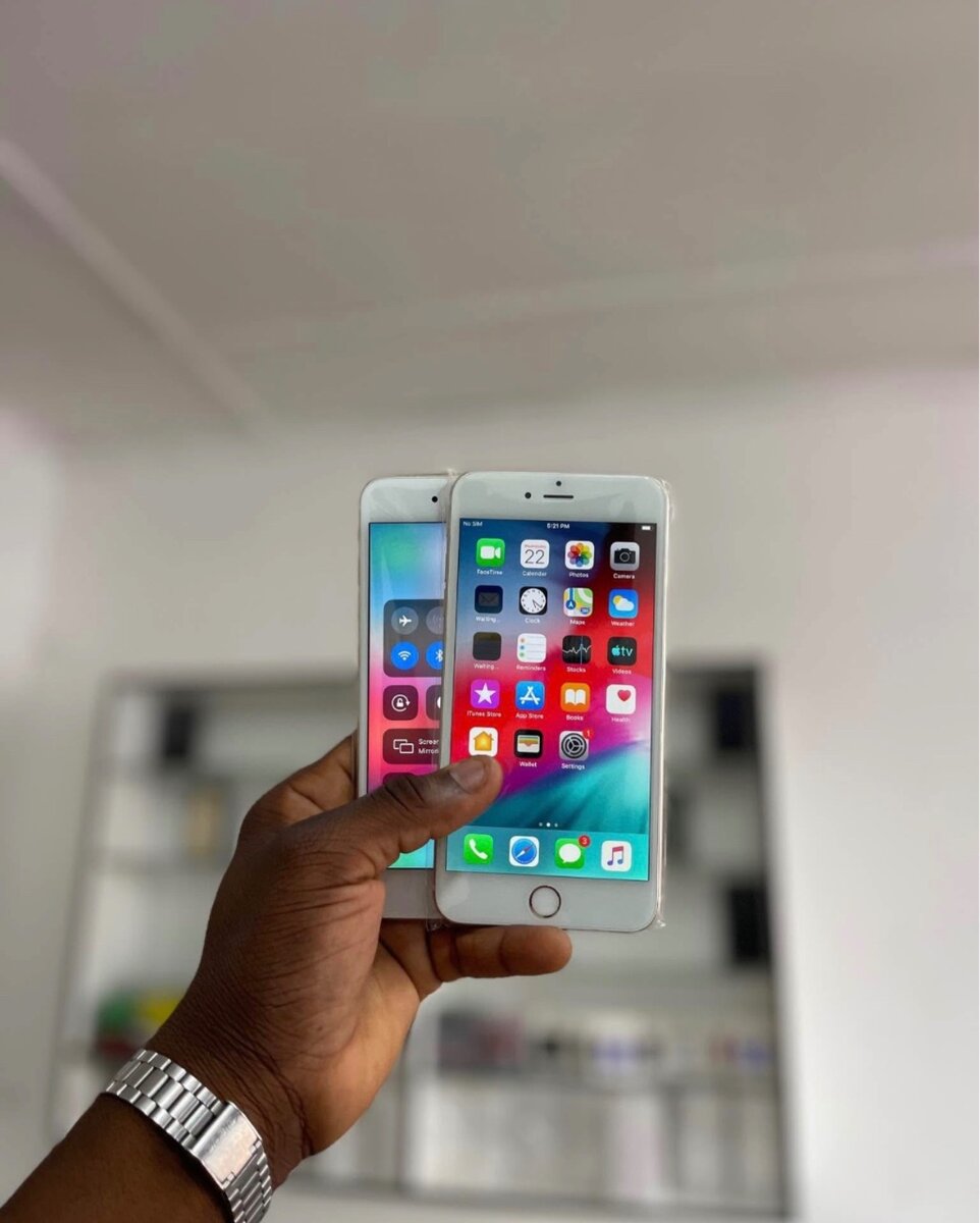 iPhone 6Plus 64GB fully with a free cable, NEWLYPREOWNEDS Uk