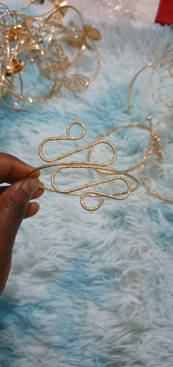 Bracelet décoratif de bras