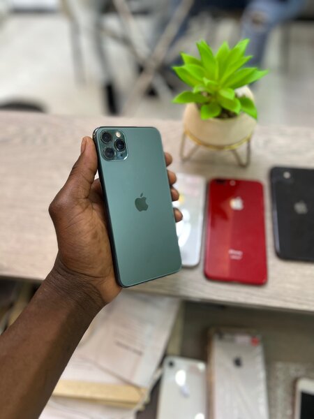 iPhone 11Pro max - (64 & 256gb) readily available