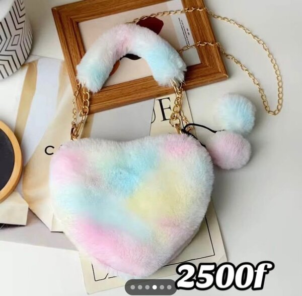 Sac à main en coeur