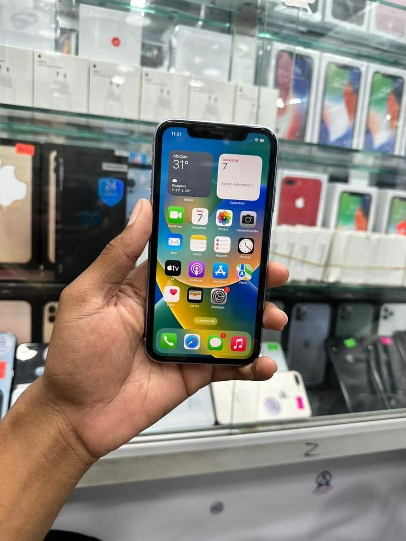 iPhone 11