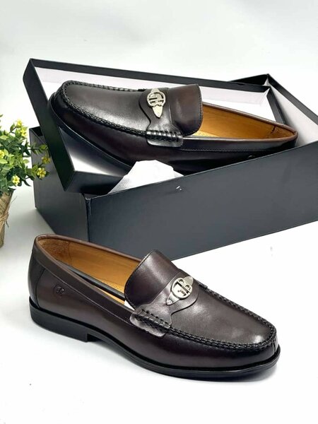 Loafers shoes
