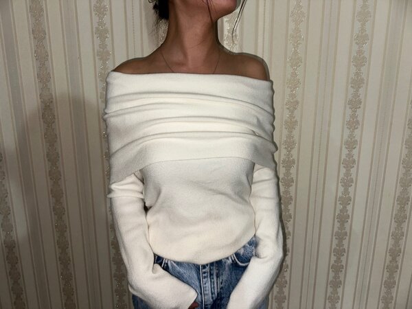 блузка со спущенными плечиками