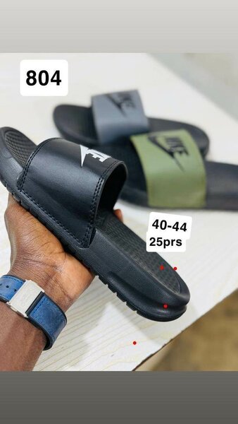 Tongs confortables pour homme