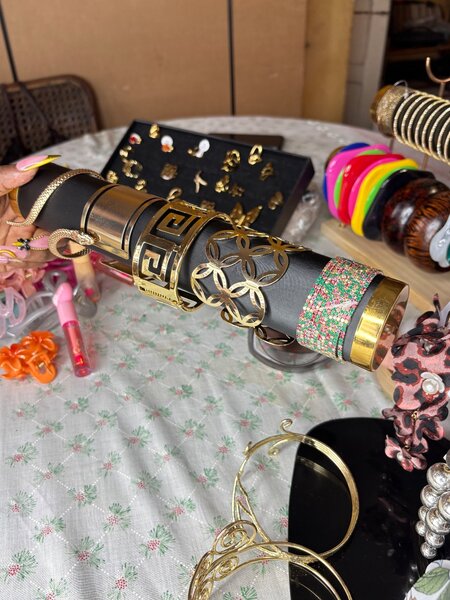 Collection de Bracelets Élégants