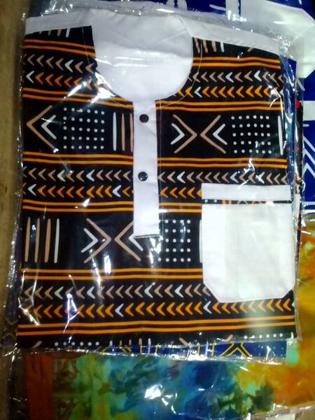 Chemise à motifs africains