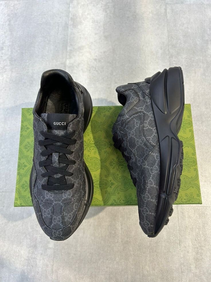 Baskets Gucci élégantes noires