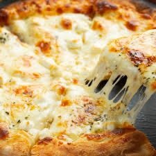 Pizza gourmande au fromage