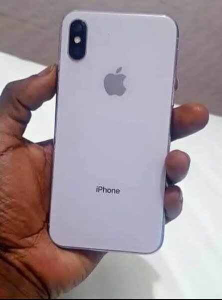 iPhone X reconditionné blanc