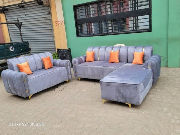 Canapé moderne gris velours