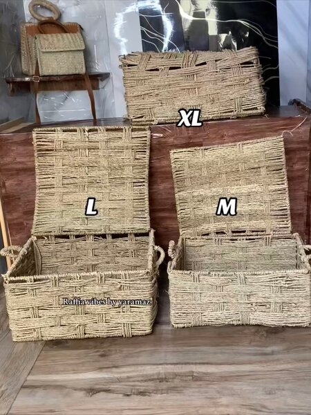 Panier en raphia avec couvercle