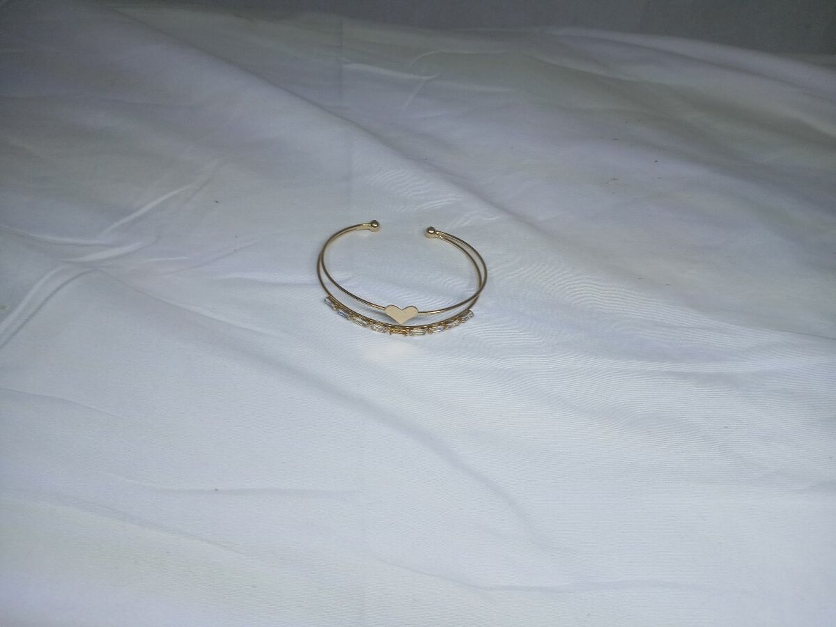 Bracelet ajustable cœur cristaux