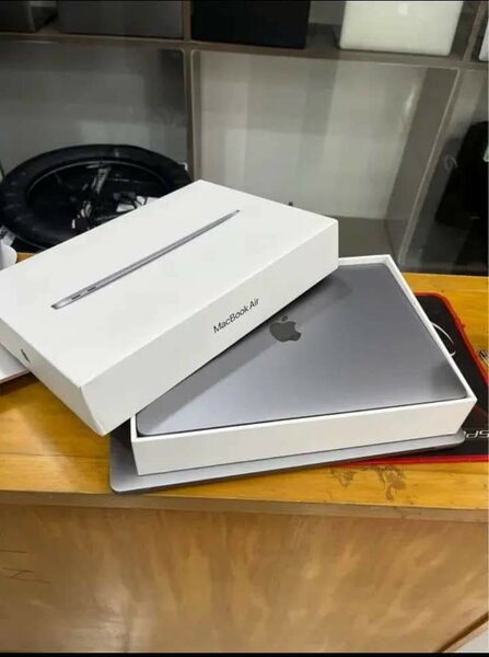 Apple MacBook Air 13" 256GB