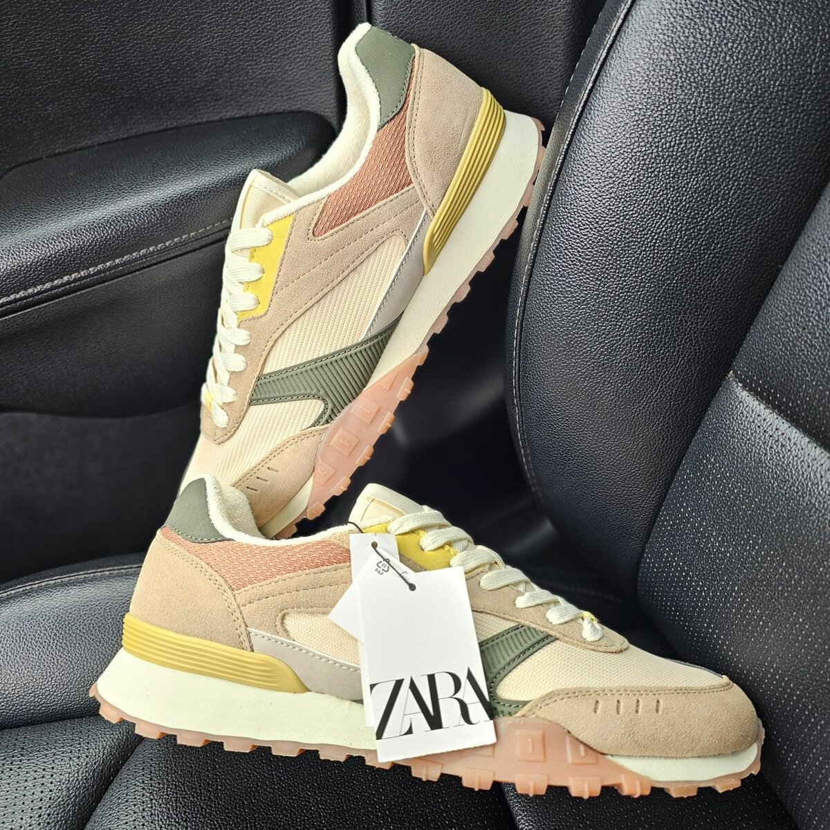 Sneakers multicolores Zara