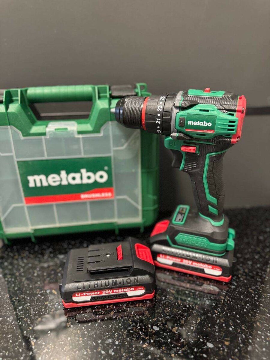 Шуруповерт бесщёточный