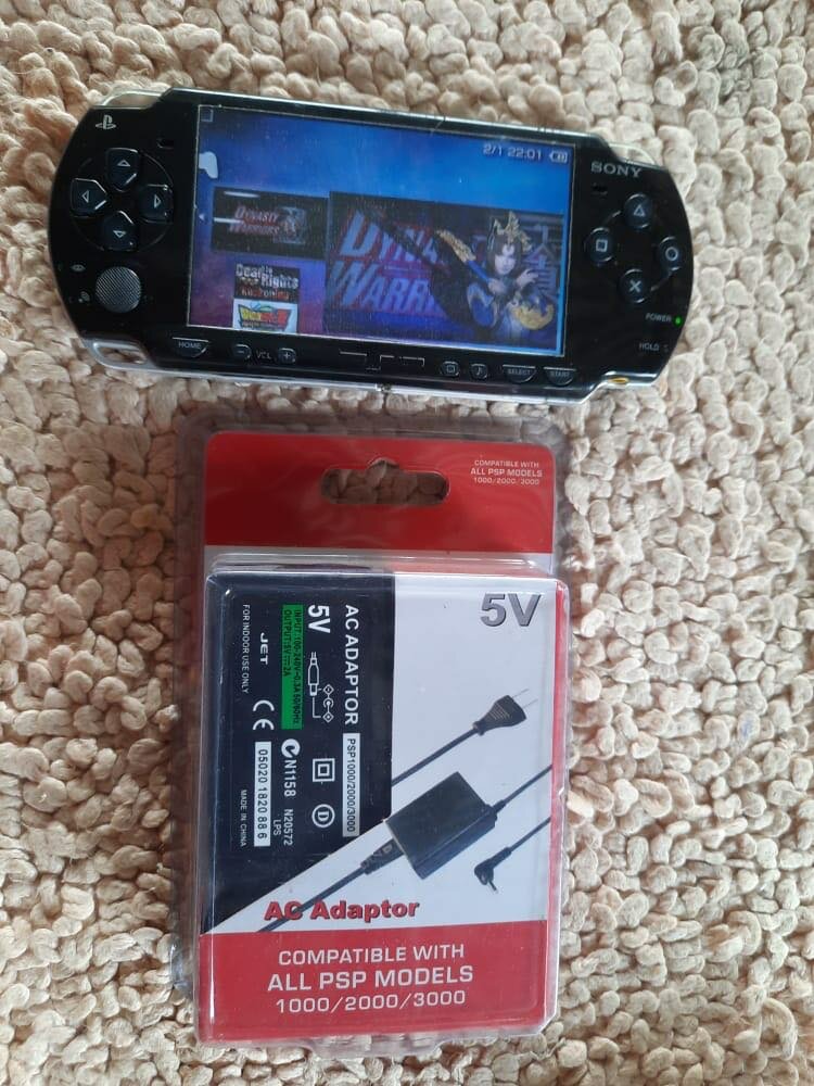 PSP occasion+ 30 jeux installés