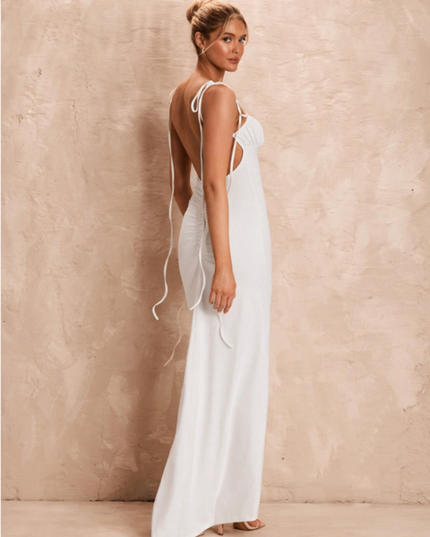 Robe longue blanche élégante