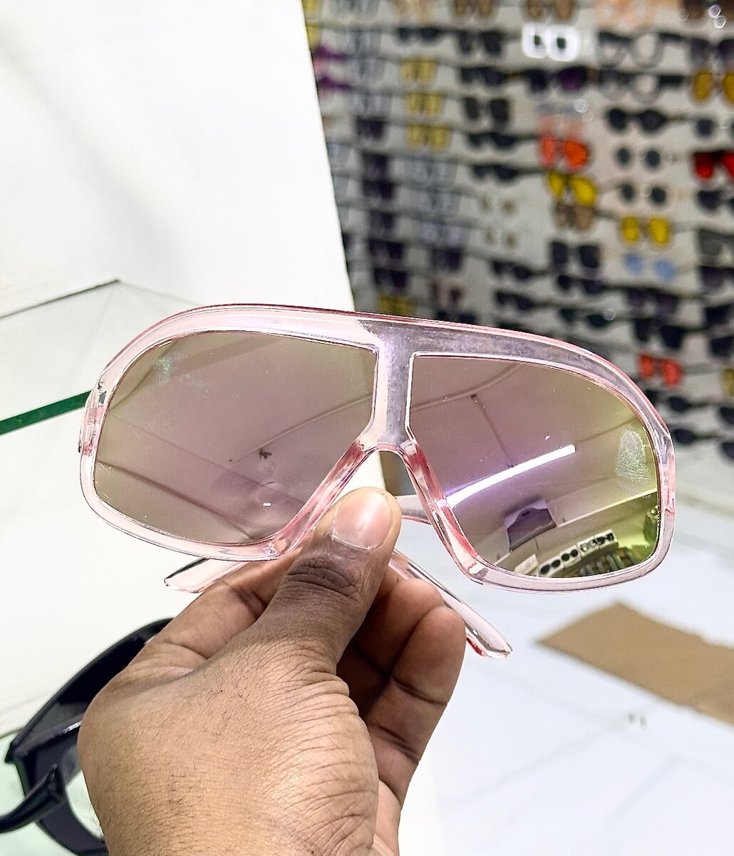 Lunettes de soleil rétro