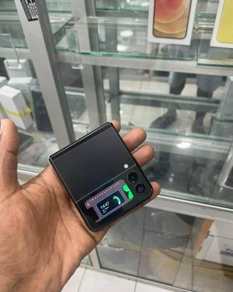 Z FLIP 3 ( 8/128GO )