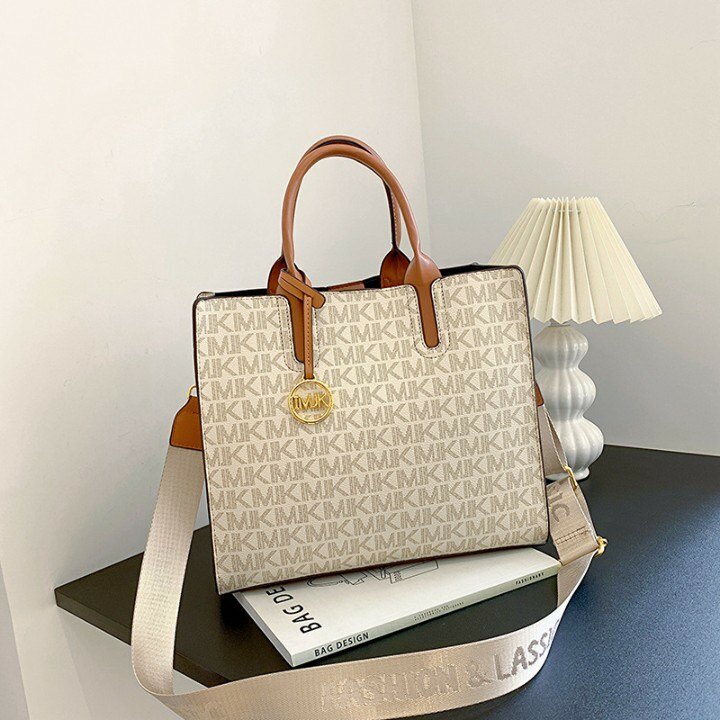 Ladies handbag