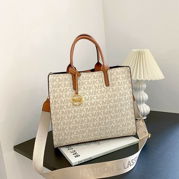 Ladies handbag