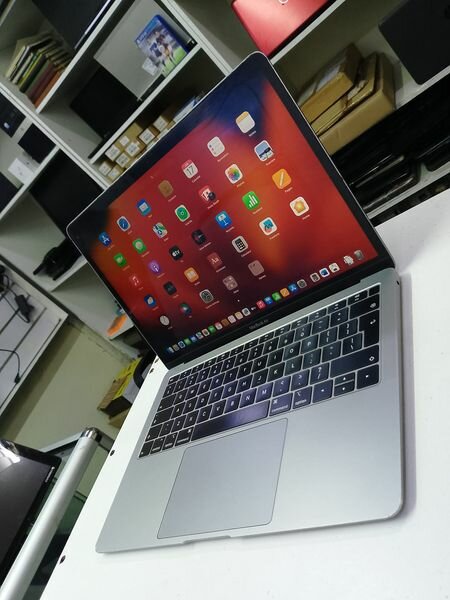 MacBook Air 2019