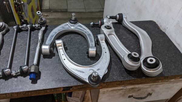 Fully Suspension Kit BMW 525i F10 , F12, F18 2016 - 2025 yea