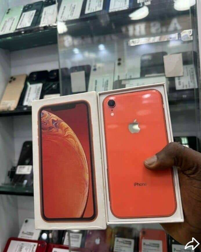 iPhone XR Rouge
