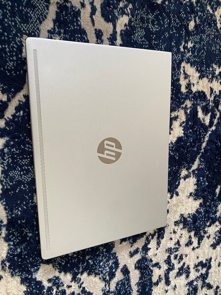 HP ProBook 430 G10 core i5.