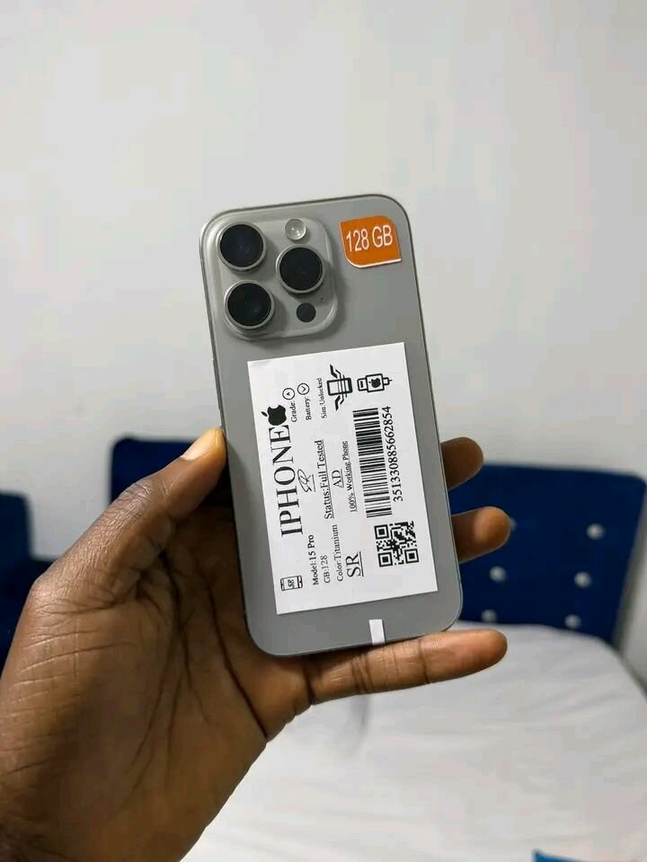 iPhone  15 pro 256 Go