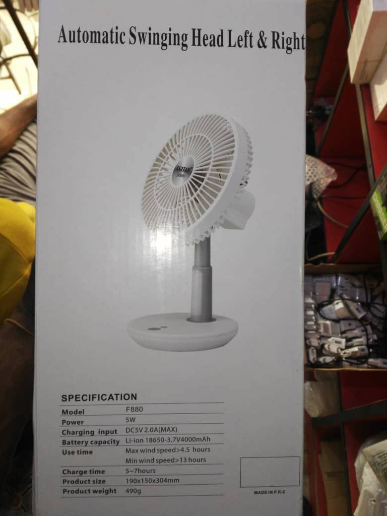 Rechargeable Swinging Fan