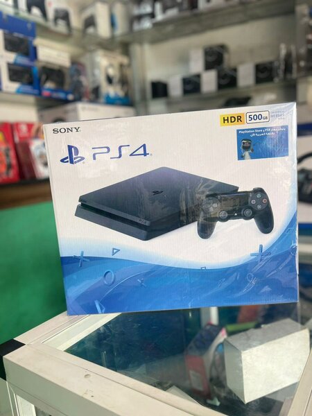 PS4 SLIM 500GO NEUVE SCELLÉE